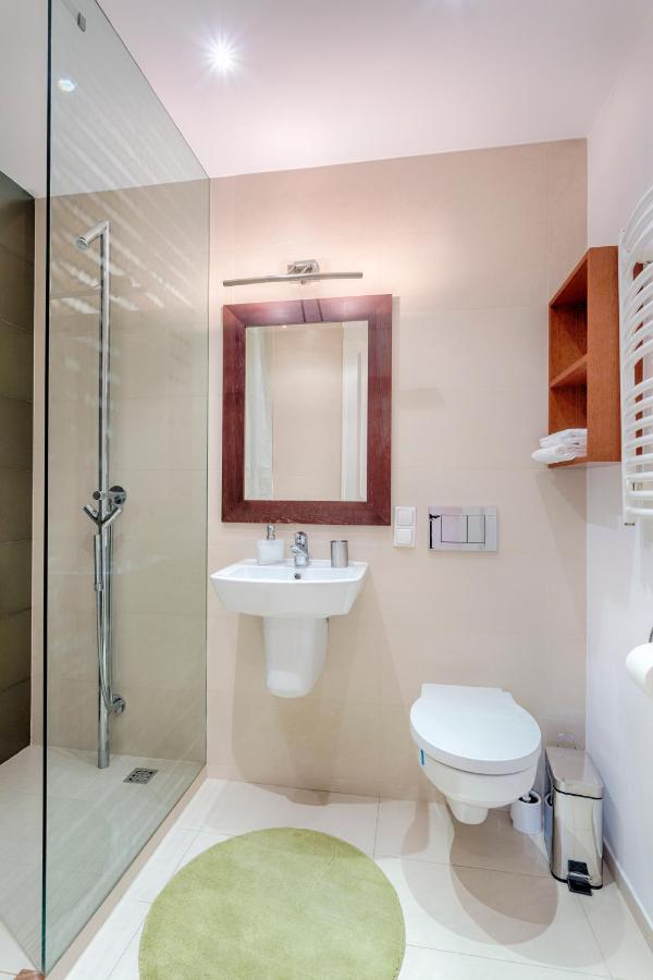Tyzenhauz Apartments Krowoderska Street Kraków Zewnętrze zdjęcie