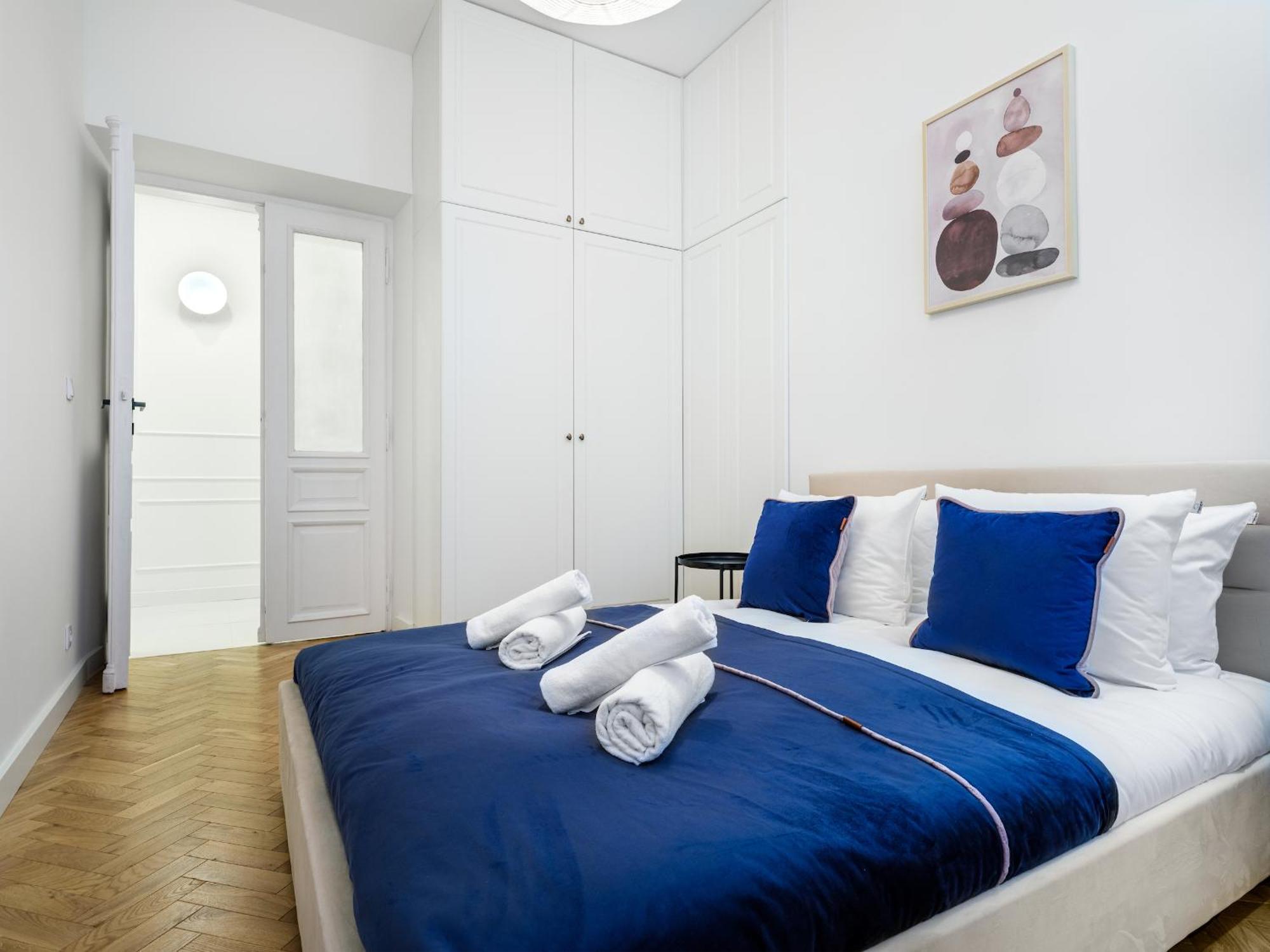Tyzenhauz Apartments Krowoderska Street Kraków Zewnętrze zdjęcie
