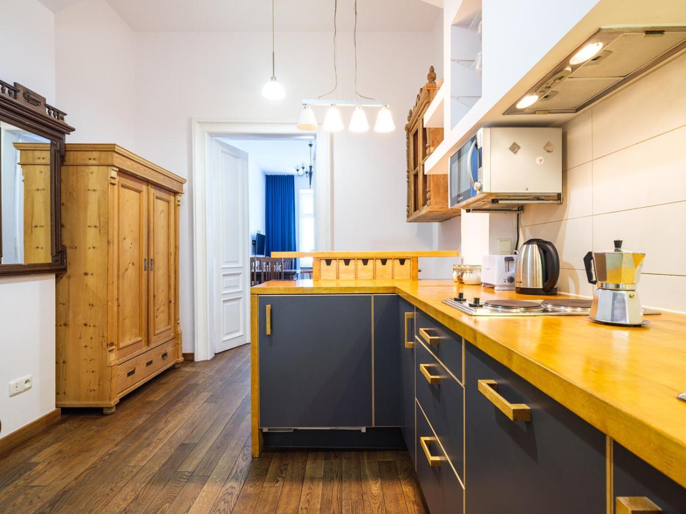 Tyzenhauz Apartments Krowoderska Street Kraków Zewnętrze zdjęcie