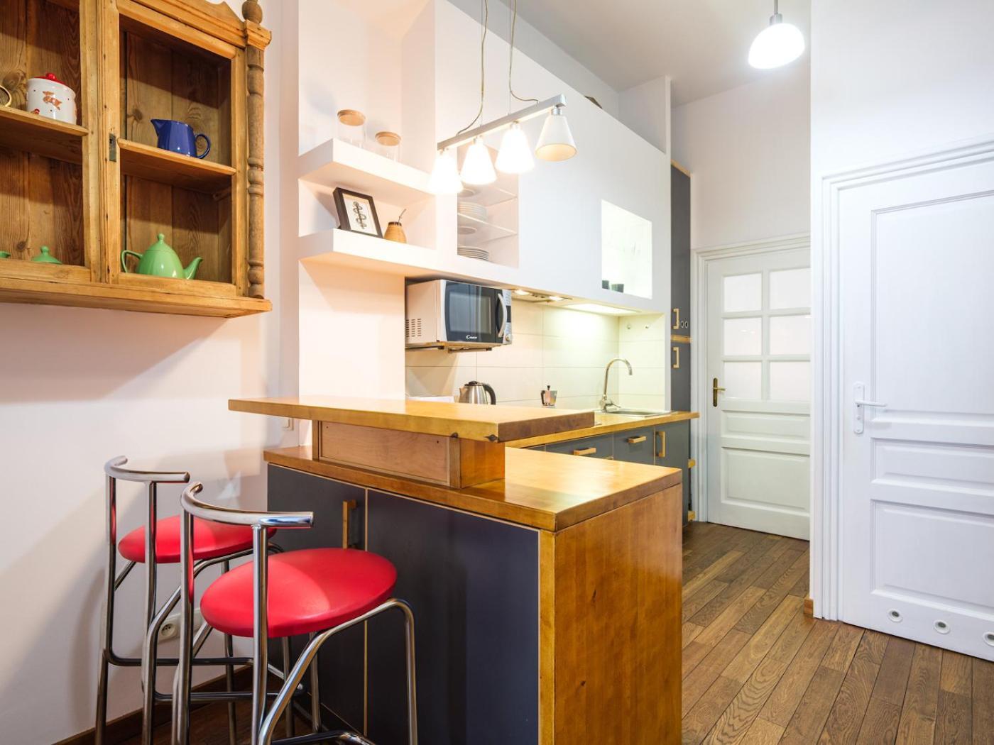 Tyzenhauz Apartments Krowoderska Street Kraków Zewnętrze zdjęcie